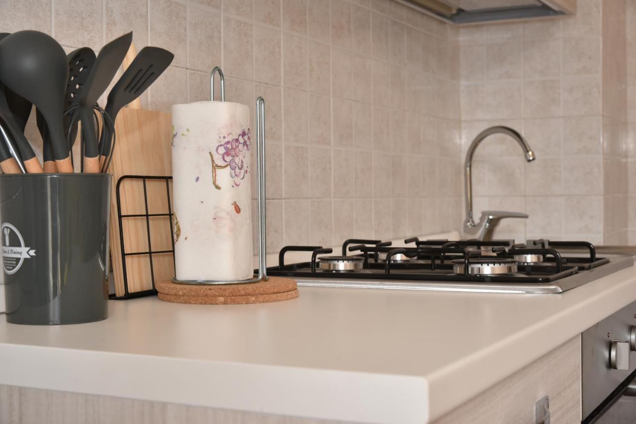La Rosa Di Maggio Appartement La Morra Buitenkant foto